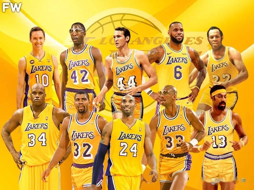 詹姆斯：里夫斯现在是我们的核心成员，他也想要承担这份责任（詹姆斯：里夫斯已是球队核心，愿主动肩负重任）