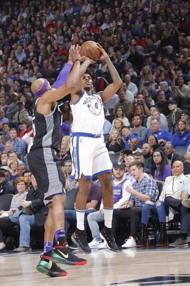 意媒：齐米卡斯无法说服加斯佩里尼，罗马找寻其他左后卫人选（意媒：齐米卡斯难打动加斯佩里尼，罗马另寻左后卫目标）