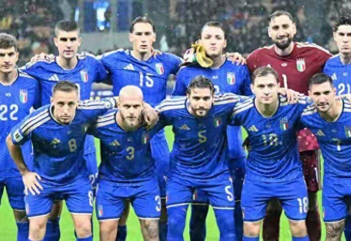 巴媒：西班牙人询问了罗比尼奥儿子小罗比尼奥，球员年底满18（巴媒称西班牙人已打听罗比尼奥之子小罗比尼奥，球员将于年底年满18岁）