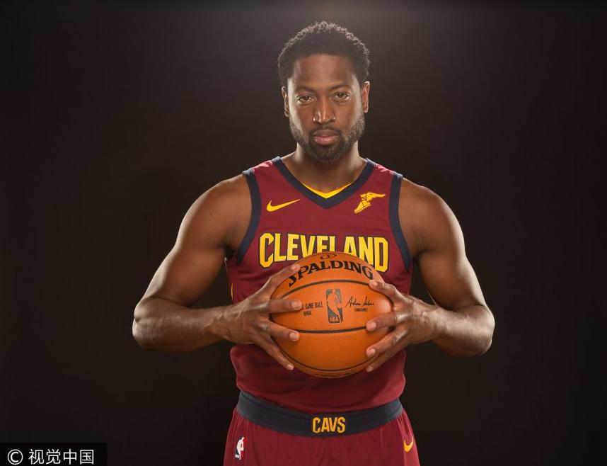 曼联计划打破转会纪录，签下埃利奥特·安德森和马特塔，争夺关键球员。（曼联欲刷新转会纪录，追逐埃利奥特·安德森与马特塔，力争关键目标）