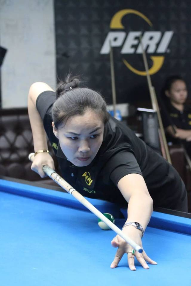 赛日充满无 赛日充满无